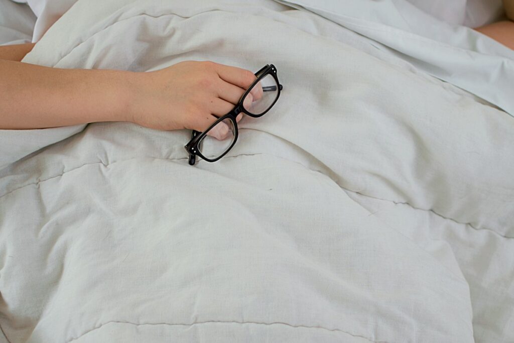 ぐっすり眠る人
