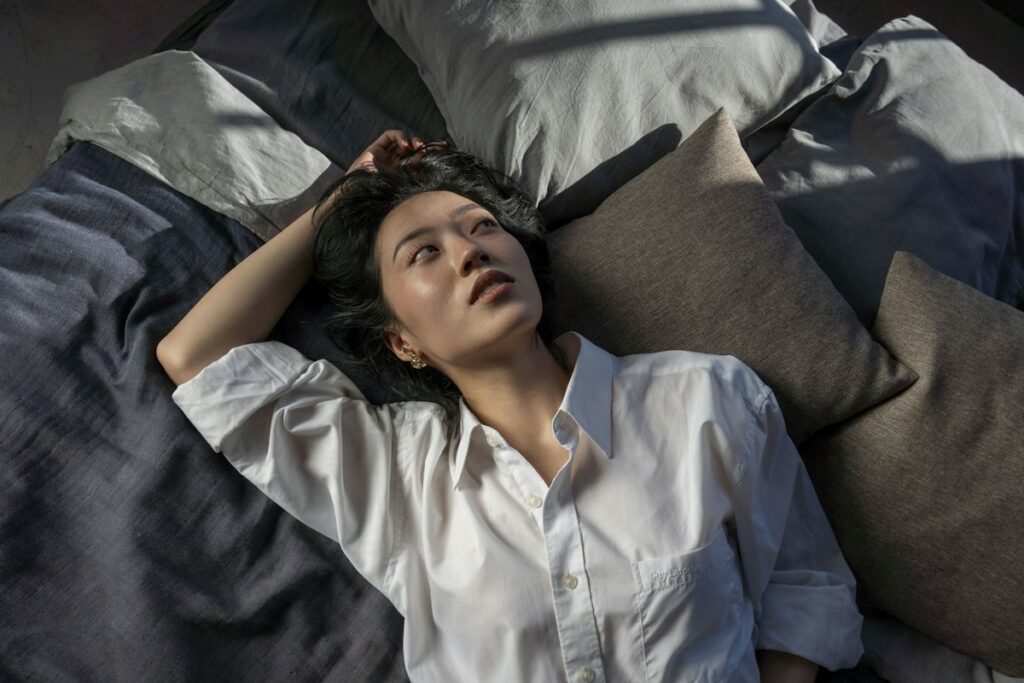 ぐっすり眠る人
